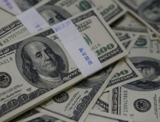 Dólar abre em queda e abaixo de R$ 6 nesta quarta após novas ameaças de Trump