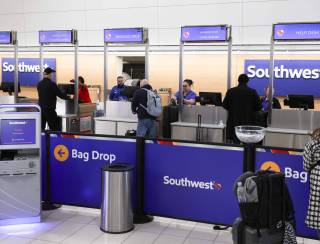 Southwest encerra sua marca registrada, a política 'Bags Fly Free', e passará a cobrar embarque de malas