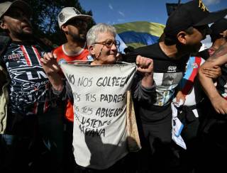 Governo Milei denuncia envolvidos na marcha dos aposentados por insurreição