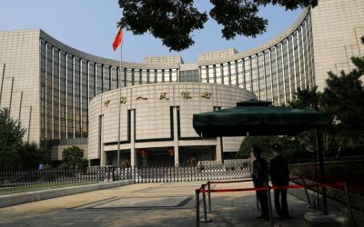 China estabelece meta de 5% para crescimento do PIB em 2025