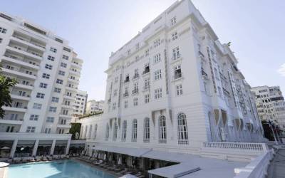 Copacabana Palace faz leilão de móveis de prédio que hospedou famosos no Rio